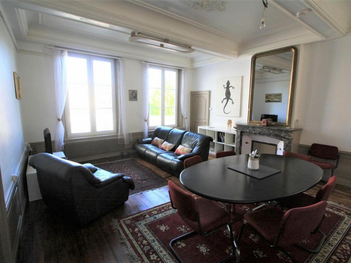 Appartement Historique Au Centre De Toul, Proche Cathedrale, Tous Services Inclus - Fr-1-584-74 Exterior foto